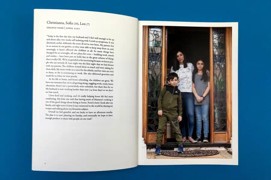 A designer selecting a photo book template on a digital platform